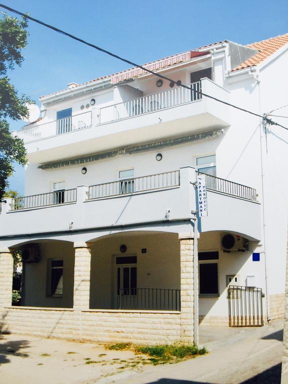 Blue Water Novalja Apartments Exterior photo
